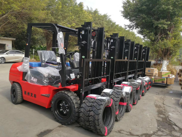 叉車(chē)老得快？不同階段的叉車(chē)保養你要注意！