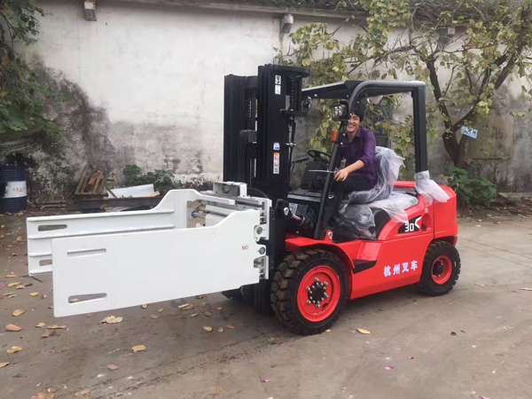 叉車(chē)使用前需要檢查什么？