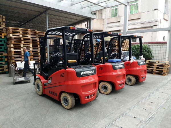杭州叉車(chē)電動(dòng)叉車(chē)，60年始終如一的優(yōu)秀品質(zhì)