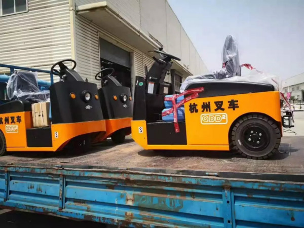 有質(zhì)量有保證，杭叉的電動(dòng)牽引車(chē)再一次交付天津某企業(yè)！