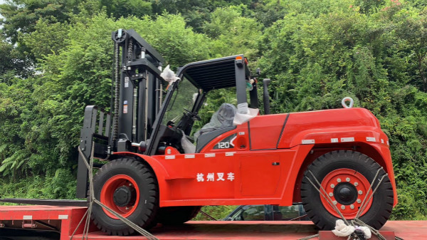 內燃叉車(chē)動(dòng)力不足？機油要保養！